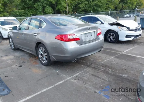 2013 Infiniti M37 z USA, uszkodzony, nr VIN JN1BY1AP0DM512748